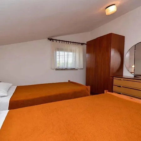 In - Istrien 10820 Apartment